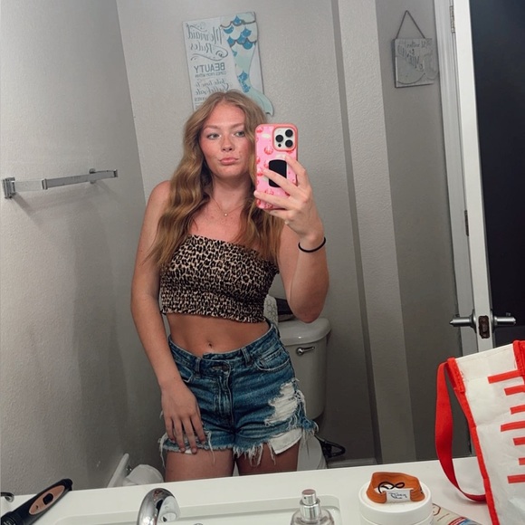 Lexie Gastineau 🤎 - Picture 2 of 4